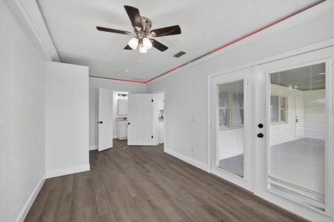 House in Dade City, Florida 3 bedrooms, 101.17 sq.m. № 1903580 - photo 28