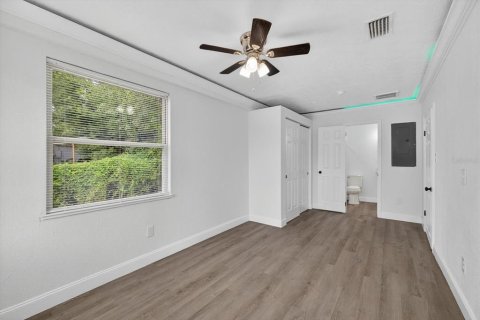 House in Dade City, Florida 3 bedrooms, 101.17 sq.m. № 1903580 - photo 29