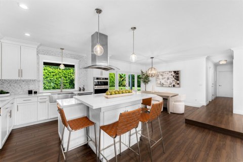 Casa en venta en Palmetto Bay, Florida, 4 dormitorios, 198.07 m2 № 1966108 - foto 13