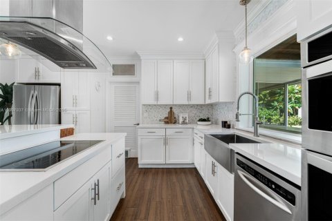 Casa en venta en Palmetto Bay, Florida, 4 dormitorios, 198.07 m2 № 1966108 - foto 7