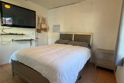 Купить виллу или дом в Майами, Флорида 3 спальни, 115.38м2, № 2025433 - фото 26