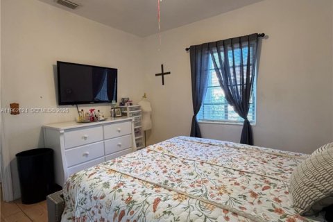 Купить виллу или дом в Майами, Флорида 3 спальни, 115.38м2, № 2025433 - фото 21