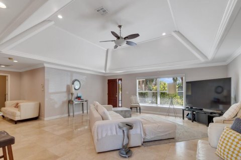 House in Vero Beach, Florida 3 bedrooms, 215.53 sq.m. № 2083201 - photo 4