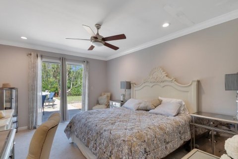 House in Vero Beach, Florida 3 bedrooms, 215.53 sq.m. № 2083201 - photo 15