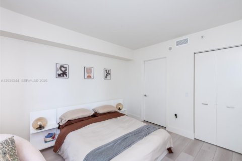Copropriété à vendre à Miami, Floride: 1 chambre, 65.96 m2 № 2257411 - photo 10