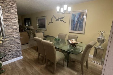 Condo in Stuart, Florida, 2 bedrooms  № 1777585 - photo 5