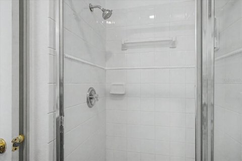 Купить виллу или дом в Киссимми, Флорида 9 комнат, 247.03м2, № 2142483 - фото 16