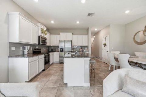 Touwnhouse à vendre à Sarasota, Floride: 3 chambres, 167.97 m2 № 2149010 - photo 17