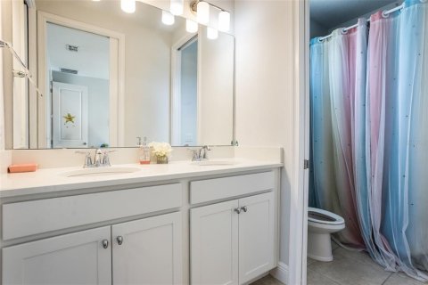 Casa en venta en Orlando, Florida, 4 dormitorios, 211.07 m2 № 1669943 - foto 24