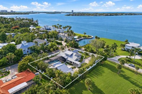 Villa ou maison à vendre à Sarasota, Floride: 5 chambres, 421.4 m2 № 2420085 - photo 7