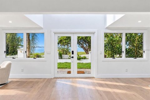 Villa ou maison à vendre à Sarasota, Floride: 5 chambres, 421.4 m2 № 2420085 - photo 14