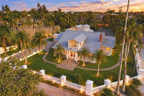 Villa ou maison à vendre à Sarasota, Floride: 5 chambres, 421.4 m2 № 2420085 - photo 2
