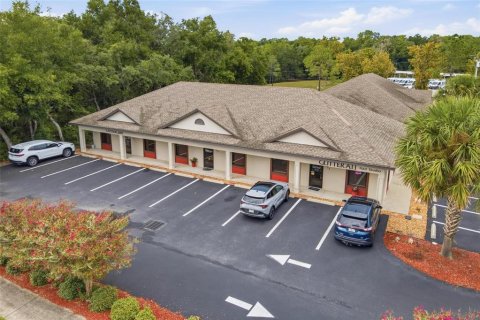 Immobilier commercial à Lady Lake, Floride 661.46 m2 № 2318588