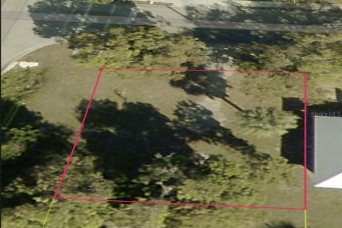 Land in Fort Myers, Florida № 2202078