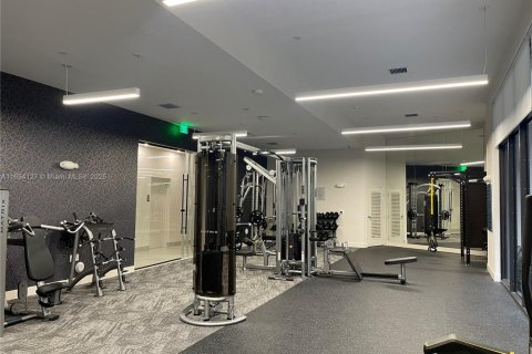 Apartamento en alquiler en Miami, Florida, 2 dormitorios, 92.25 m2 № 2015737 - foto 21