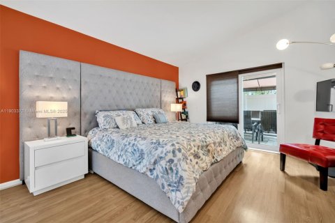 House in Boca Raton, Florida 3 bedrooms, 135.82 sq.m. № 1969652 - photo 19