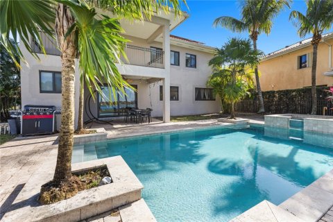 Купить виллу или дом в Катлер-Бей, Флорида 5 спален, 323.21м2, № 2005817 - фото 10