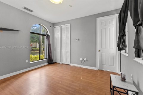 Купить виллу или дом в Катлер-Бей, Флорида 5 спален, 323.21м2, № 2005817 - фото 19