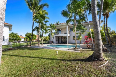 Купить виллу или дом в Катлер-Бей, Флорида 5 спален, 323.21м2, № 2005817 - фото 8