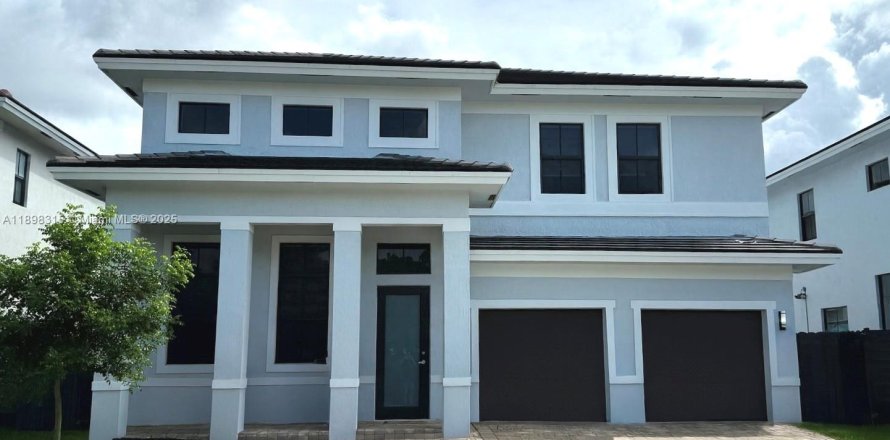 Villa ou maison à Miami, Floride 4 chambres, 282.24 m2 № 1949474