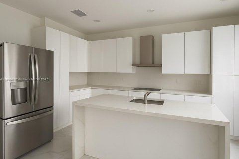 Villa ou maison à louer à Miami, Floride: 4 chambres, 282.24 m2 № 1949474 - photo 2