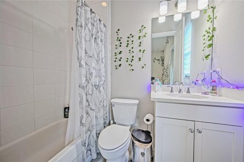 Casa en alquiler en Sarasota, Florida, 3 dormitorios, 239.04 m2 № 1832081 - foto 25