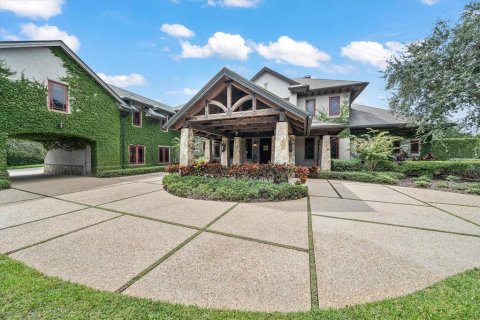 Villa ou maison à vendre à Melbourne, Floride: 8 chambres, 1009.75 m2 № 2125276 - photo 2