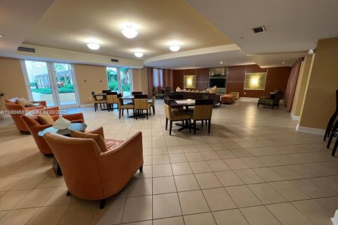 Copropriété à louer à Miami, Floride: 2 chambres, 109.9 m2 № 1976633 - photo 17