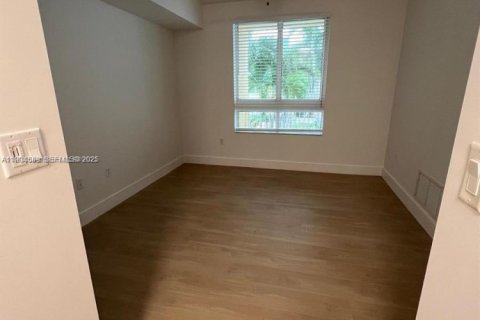 Copropriété à louer à Miami, Floride: 2 chambres, 109.9 m2 № 1976633 - photo 8