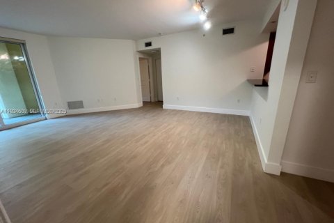 Copropriété à louer à Miami, Floride: 2 chambres, 109.9 m2 № 1976633 - photo 14