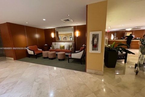 Copropriété à louer à Miami, Floride: 2 chambres, 109.9 m2 № 1976633 - photo 18