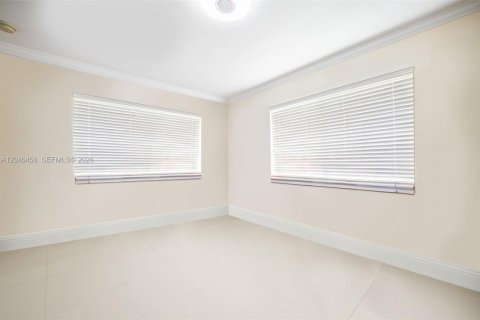 Купить виллу или дом в Хайалиа, Флорида 5 спален, 172.05м2, № 2186921 - фото 20