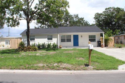 Villa ou maison à Seminole, Floride 4 chambres, 111.11 m2 № 2289854