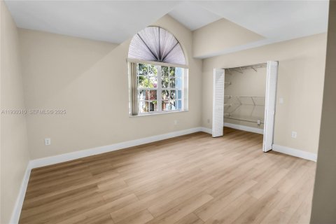 Casa en venta en Plantation, Florida, 4 dormitorios, 243.59 m2 № 1989060 - foto 20