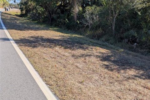 Land in North Port, Florida № 2108391 - photo 4