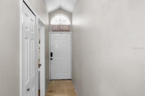 House in Palm Harbor, Florida 4 bedrooms, 141.77 sq.m. № 1843555 - photo 8