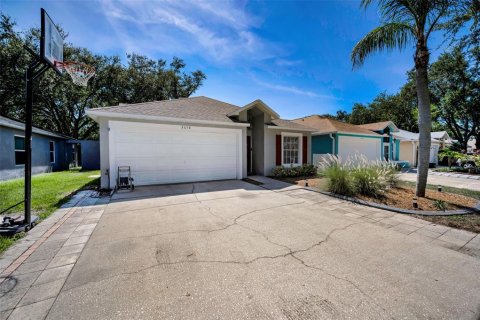 House in Palm Harbor, Florida 4 bedrooms, 141.77 sq.m. № 1843555 - photo 3