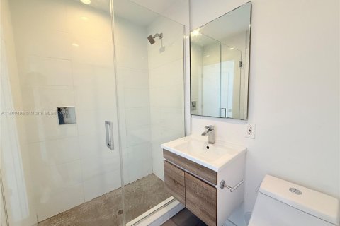 Apartment in Miami Beach, Florida 1 bedroom, 46.45 sq.m. № 1697557 - photo 5