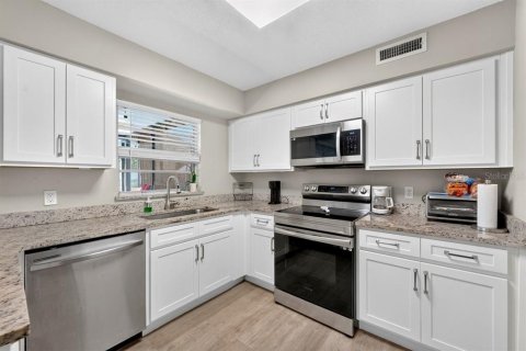 Casa en venta en Longwood, Florida, 3 dormitorios, 132.94 m2 № 2305078 - foto 6