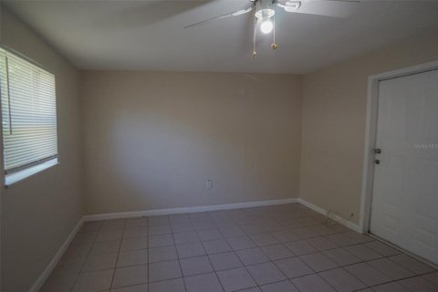 Villa ou maison à vendre à Seminole, Floride: 3 chambres, 121.52 m2 № 1913868 - photo 12
