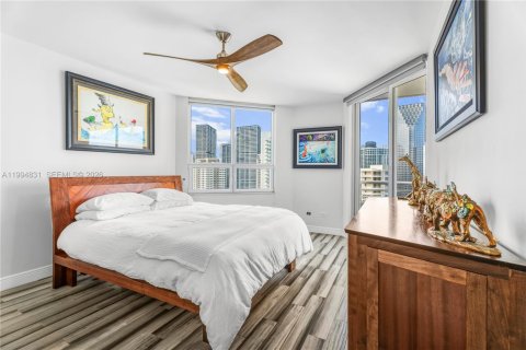 Condominio en venta en Miami, Florida, 1 dormitorio, 84.26 m2 № 2056432 - foto 8