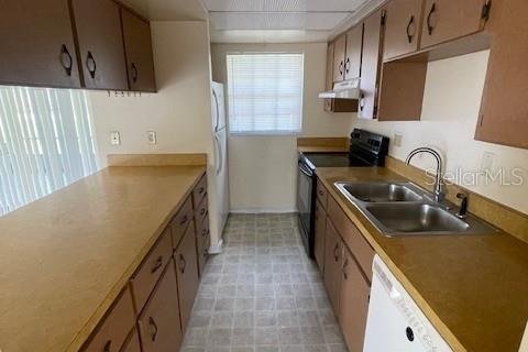 Apartamento en alquiler en Deltona, Florida, 2 dormitorios, 98.85 m2 № 1765616 - foto 6