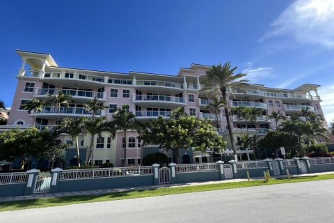 Touwnhouse à Deerfield Beach, Floride 4 chambres, 216.18 m2 № 2272338
