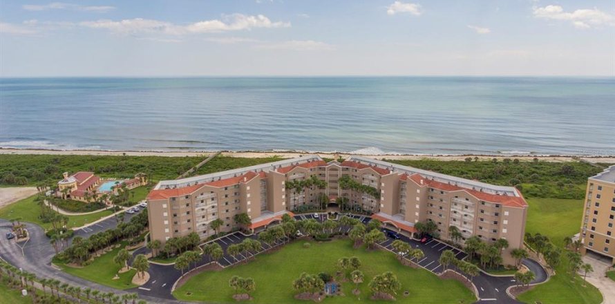 Condominio en Palm Coast, Florida, 2 dormitorios № 2143419