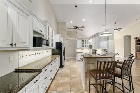 House in Ocklawaha, Florida 7 bedrooms, 561.5 sq.m. № 1793616 - photo 17