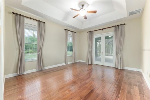 House in Ocklawaha, Florida 7 bedrooms, 561.5 sq.m. № 1793616 - photo 24
