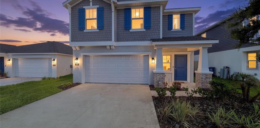 Villa ou maison à Eagle Lake, Floride 4 chambres, 186.55 m2 № 2201537