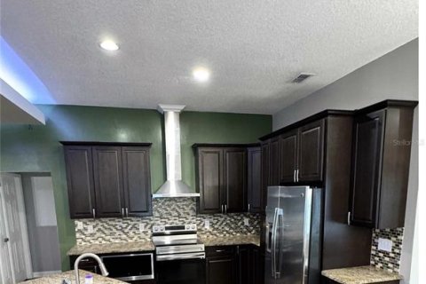 House in Jacksonville, Florida 4 bedrooms, 178.74 sq.m. № 1884431 - photo 5