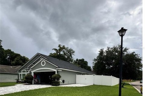 House in Jacksonville, Florida 4 bedrooms, 178.74 sq.m. № 1884431 - photo 2