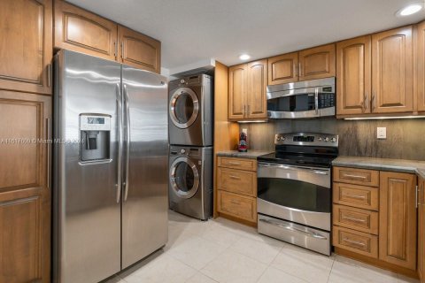 Condominio en venta en Miami, Florida, 2 dormitorios, 147.06 m2 № 1694541 - foto 7